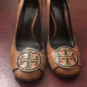 Tory Burch logo shoes